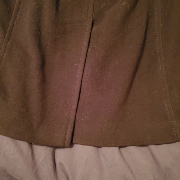 Lambswool and Muskrat fur Duffle Coat - Picture 8 of 16